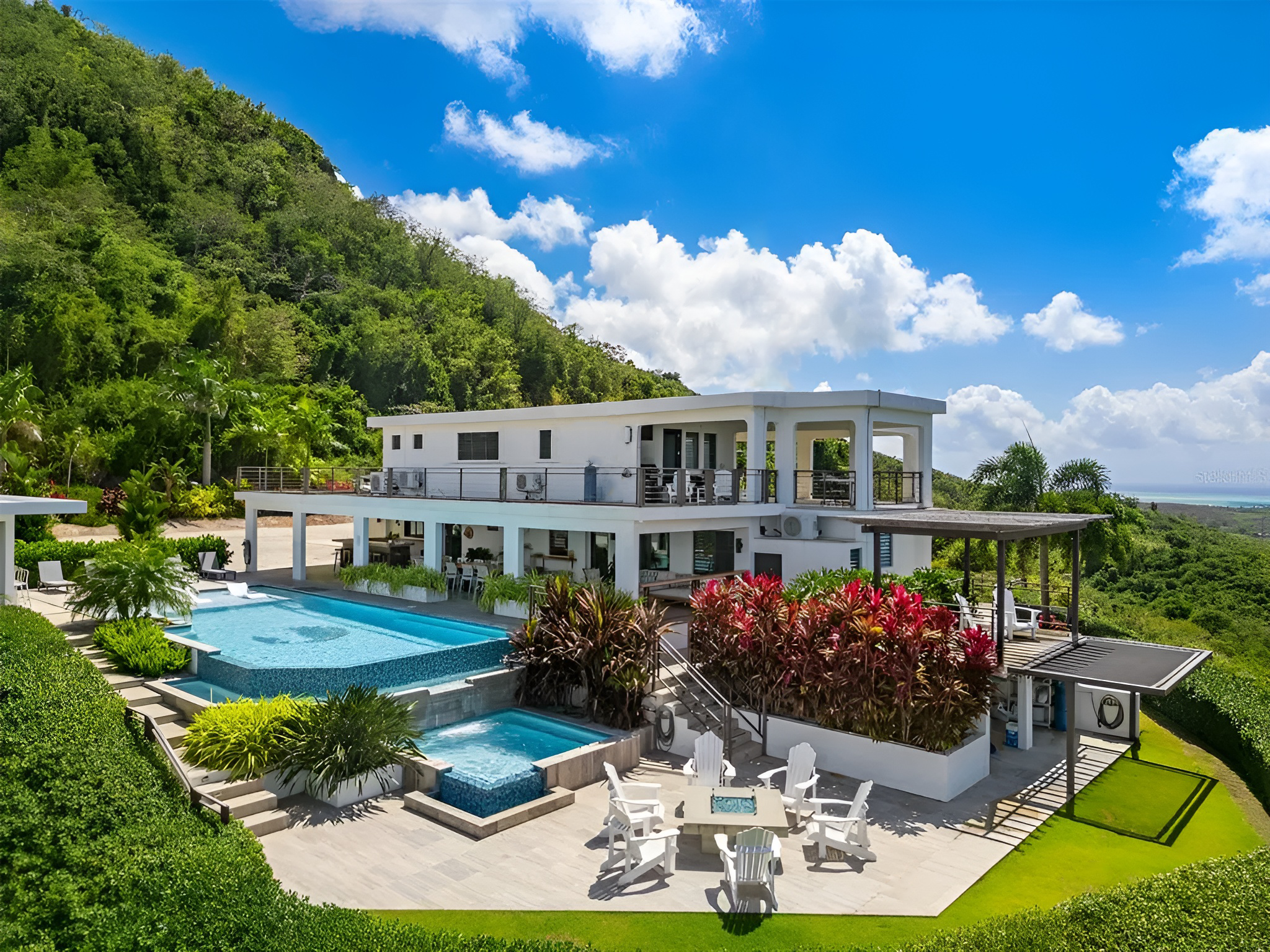 PRX Club retreat in Patillas with Caribbean Sea and mountain views